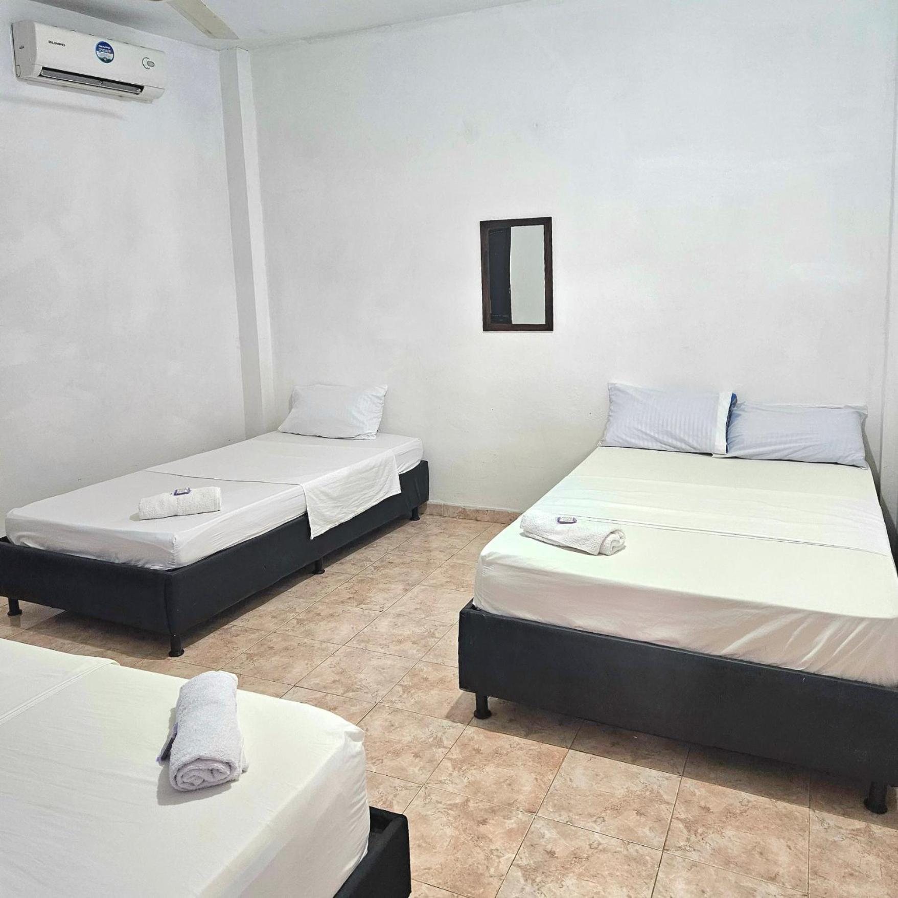 Hotel Zulan Tolu Exterior photo